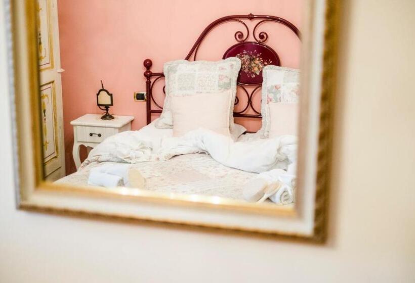Номер Стандарт, Ripa Medici, Camere Con Vista E Parcheggio Incluso