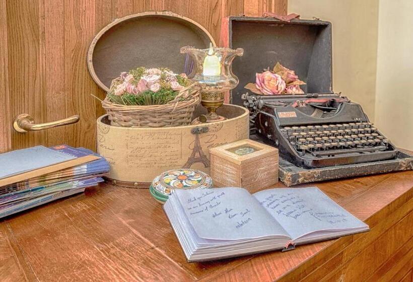 سوییت جونیور, Ripa Medici, Camere Con Vista E Parcheggio Incluso