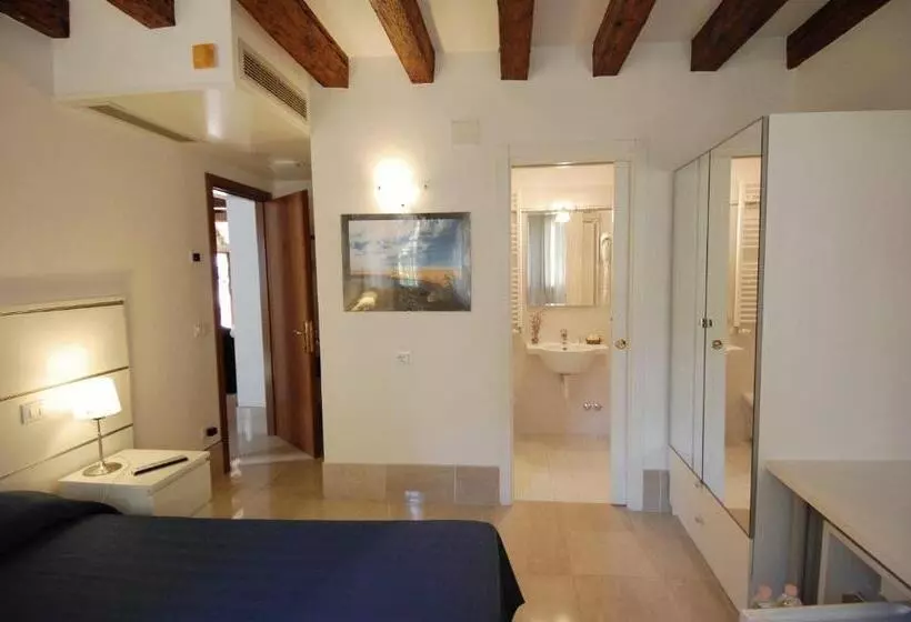 اتاق استاندارد, Santa Margherita Guest House