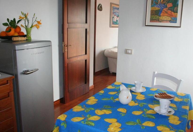 Апартаменты 1 Спальня Вид на Сад, Farm Stay La Frescura Agriturismo