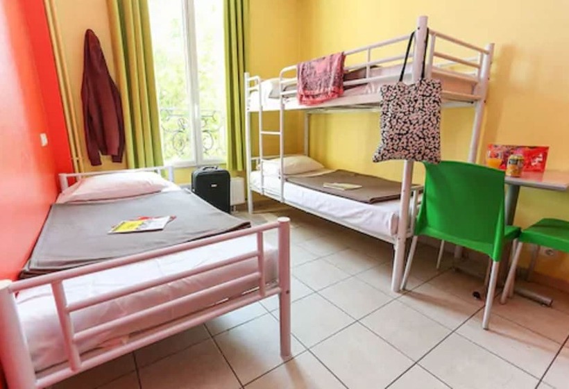 スタンダードトリプルルーム, Le Montclair Montmartre By River