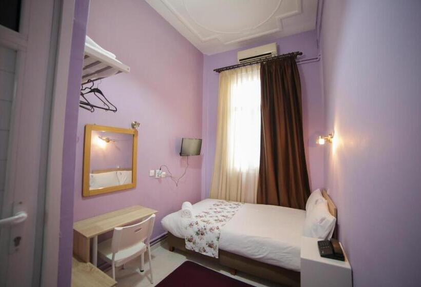 标准单人间, Atlantis