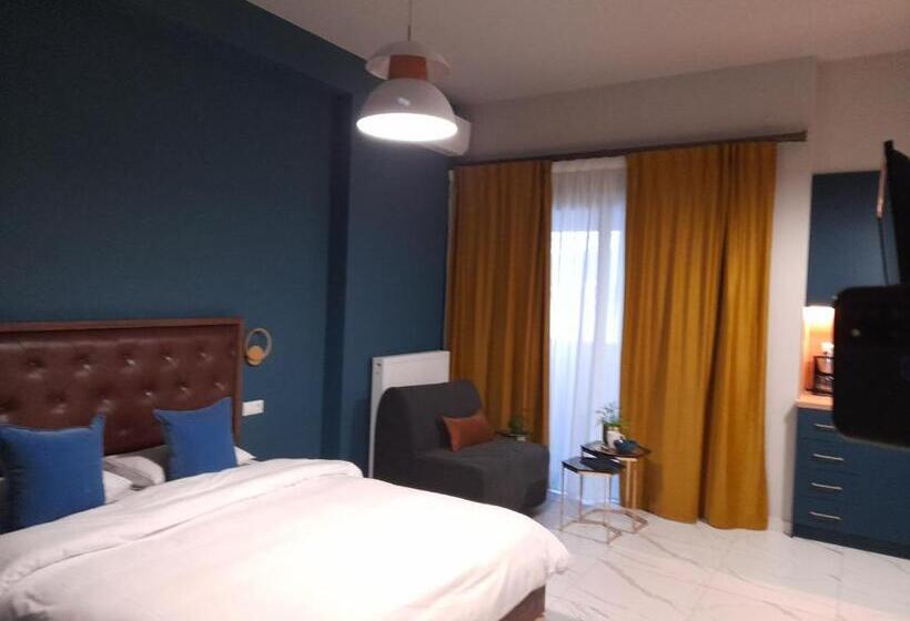 带大床的复式套间, Atlantis