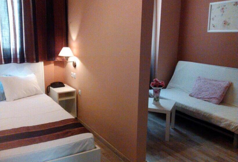 四人标准间, Atlantis