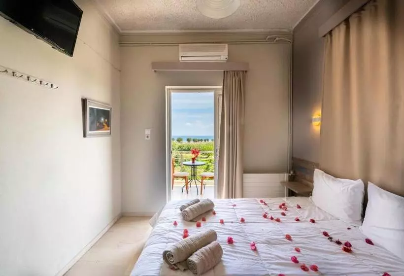 اتاق استاندارد با چشمانداز دریا, Bikakis Family Apartments