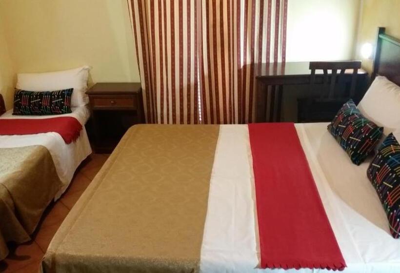 标准三人间, Chopin