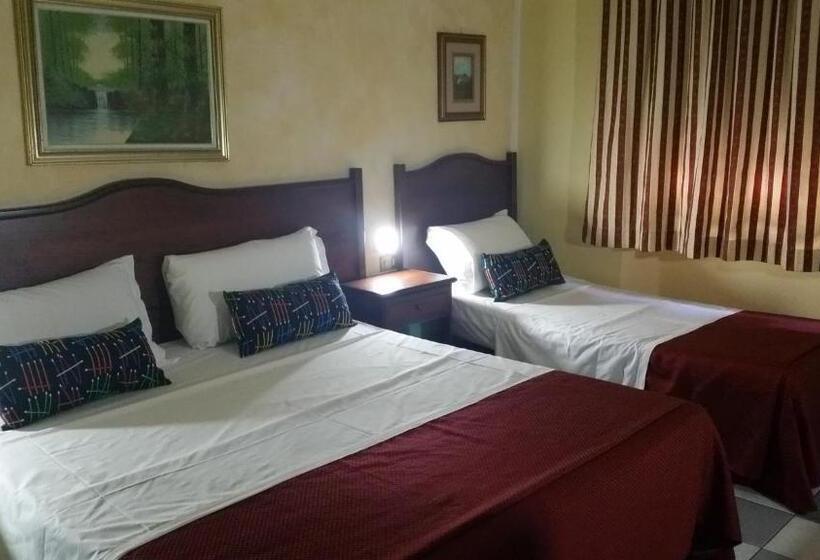 四人标准间, Chopin