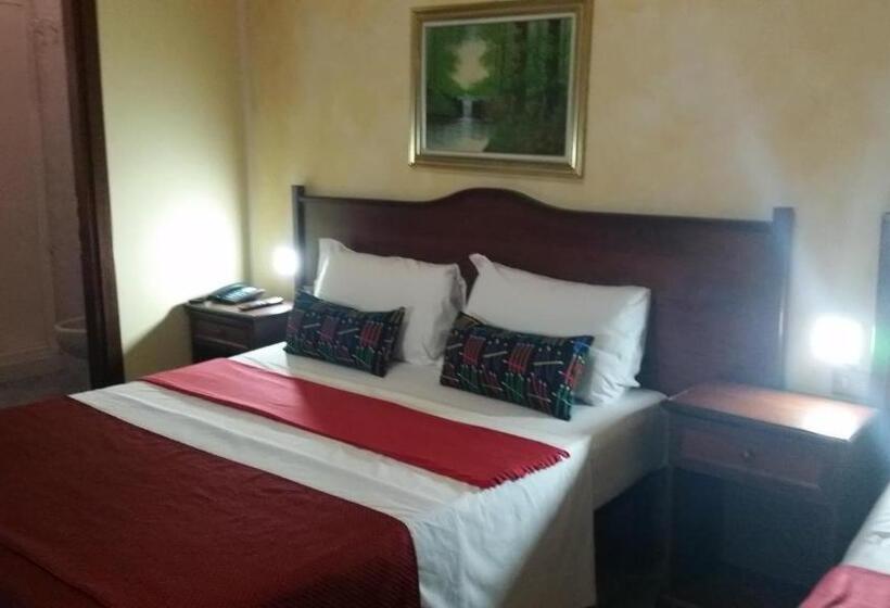 四人标准间, Chopin