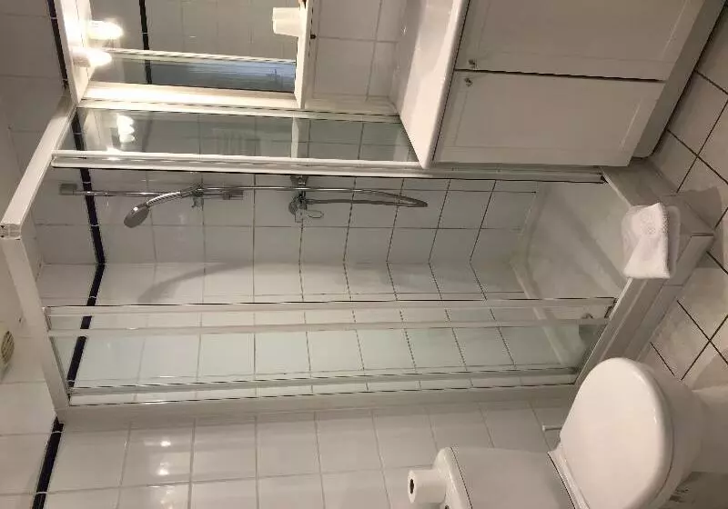 Standard Yhden Hengen Huone, Lyo Hôtel   Centre Lyon Perrache