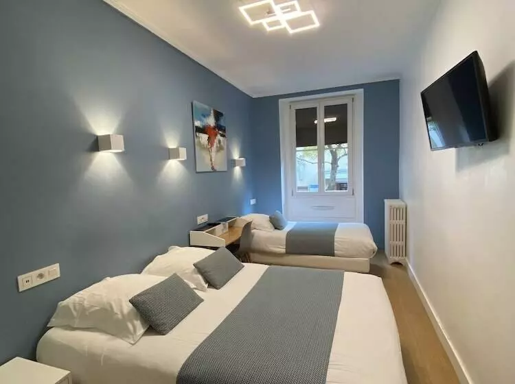 Standard Kolmen Hengen Huone, Lyo Hôtel   Centre Lyon Perrache