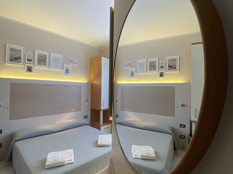 标准间, Due Giardini