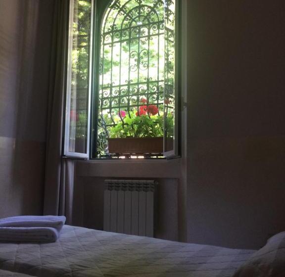 标准间, Due Giardini