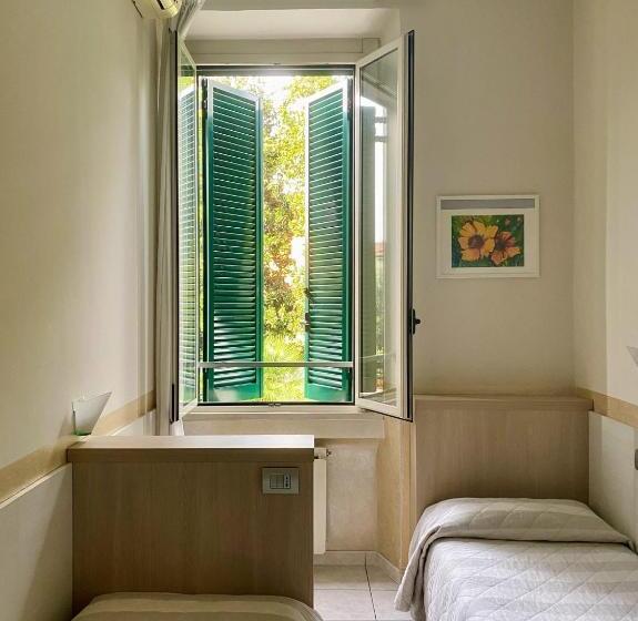 标准间, Due Giardini