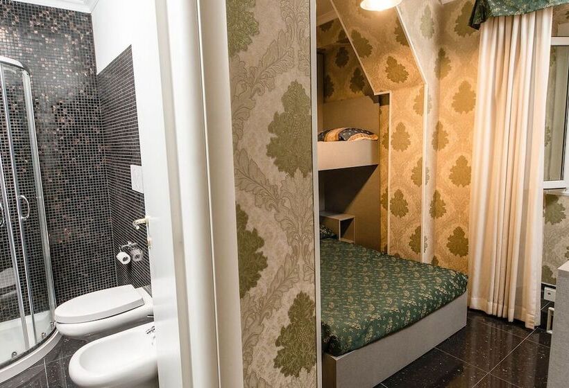 חדר סטנדרט לשלושה, Hostel Beautiful