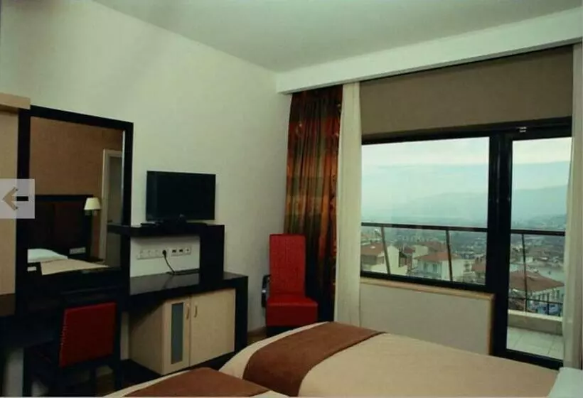 Standard-huone, Makedonia