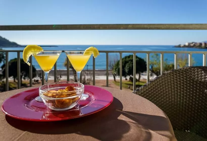 Standard-huone, Tirreno