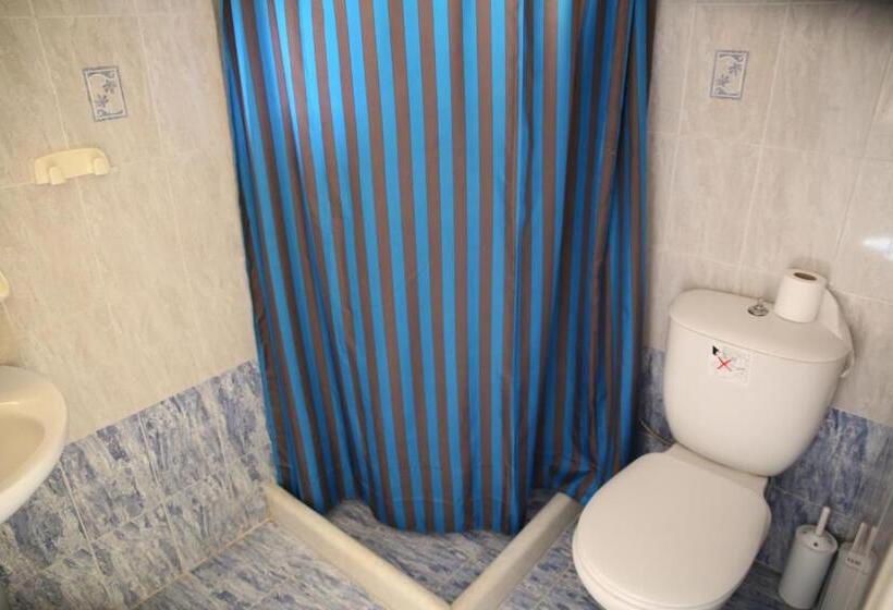 غرفة قياسية رباعية, Pension Stella