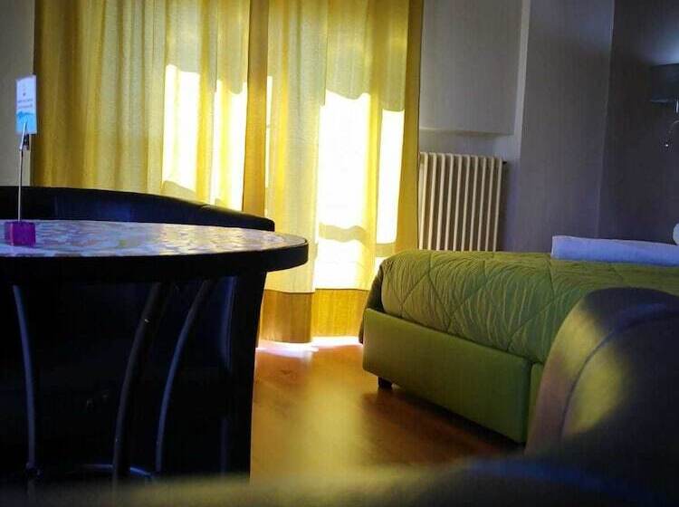 اتاق استاندارد سه نفره, Sant Oronzo B&b