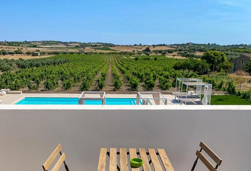 חדר דלוקס לשלושה, Dimora Calauriia Adults Only