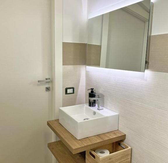 חדר דלוקס לשלושה, Dimora Calauriia Adults Only