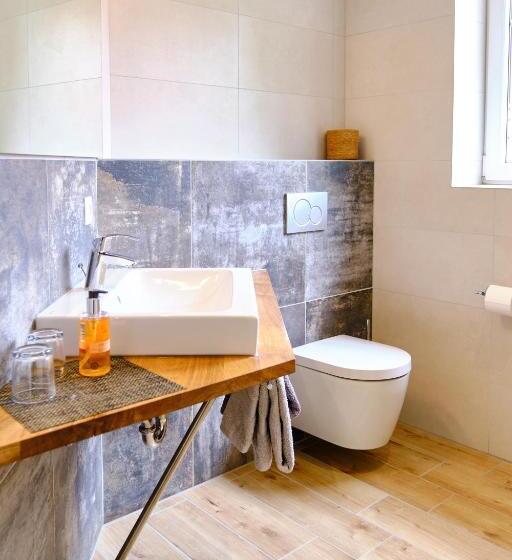 اتاق استاندارد, Landhäuschen Anderswo