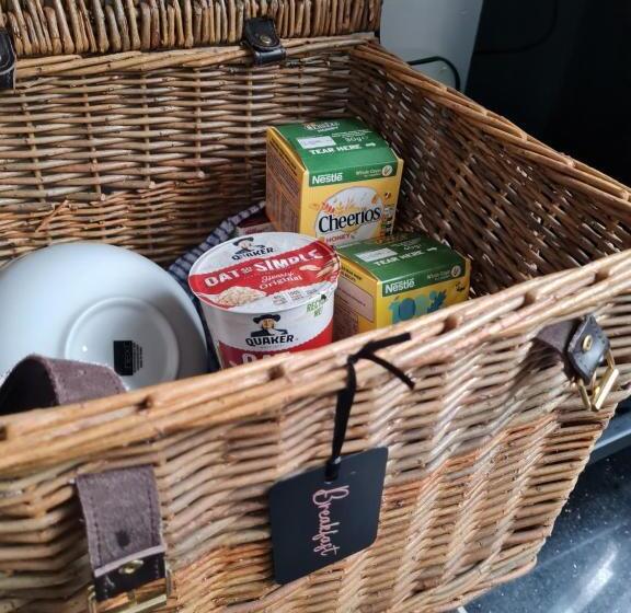 اتاق لوکس, No.8