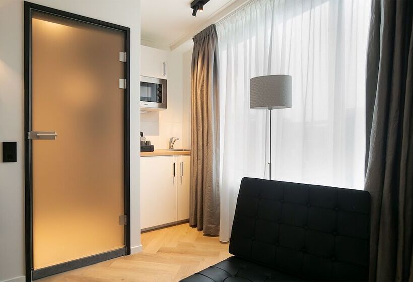 豪华房间, Snoozz Hotels