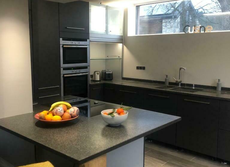 스탠다드 스튜디오 (테라스구비), Chez Emma