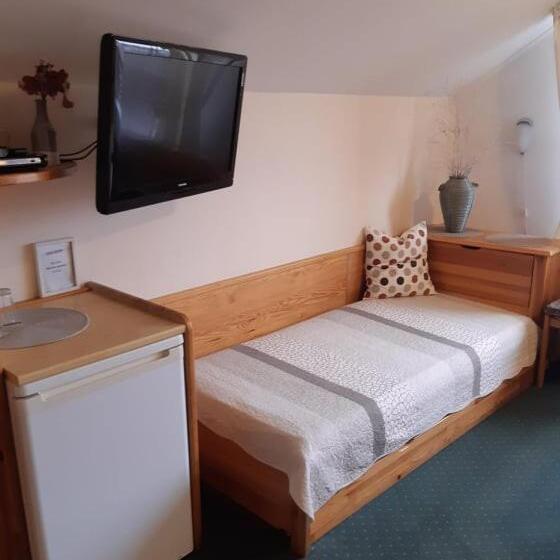 اتاق استاندارد چهارنفره با بالکن, Vila Happy