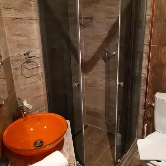اتاق استاندارد چهارنفره با بالکن, Vila Happy