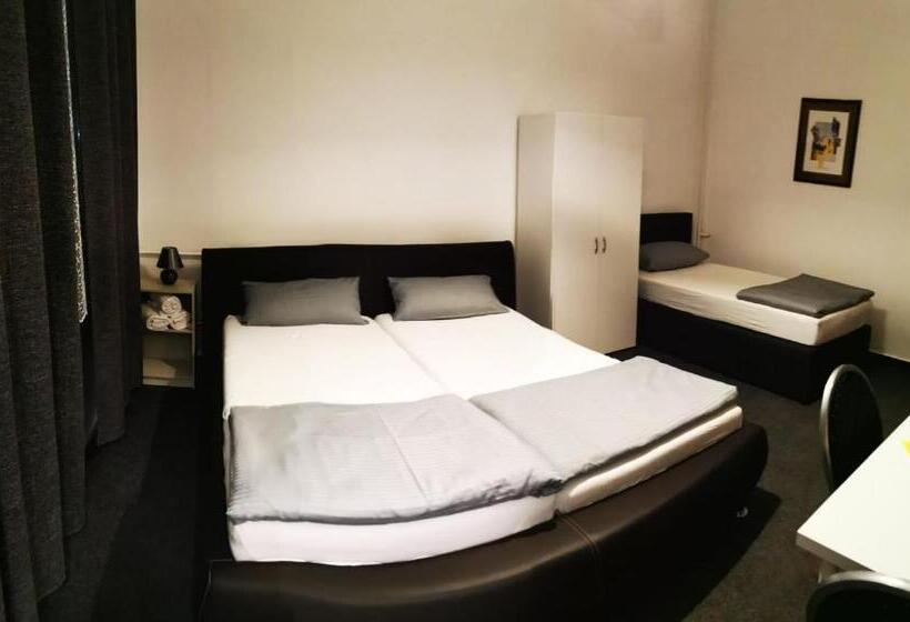 חדר סטנדרט לשלושה, Pension A2 Rothensee / Magdeburg