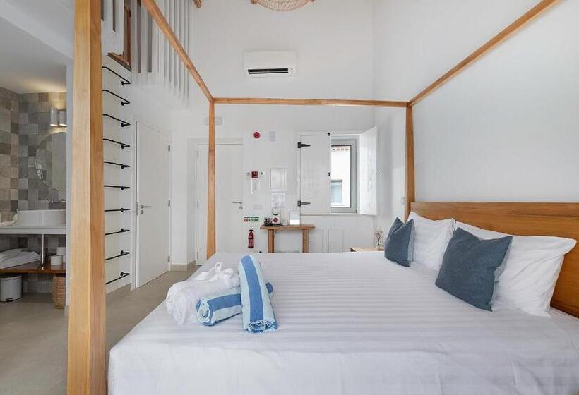 Standard Triple Room with Terrace, Quinta Do Ourives