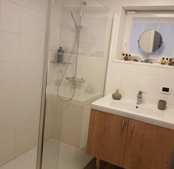 标准间, Villa Quattro Ducati