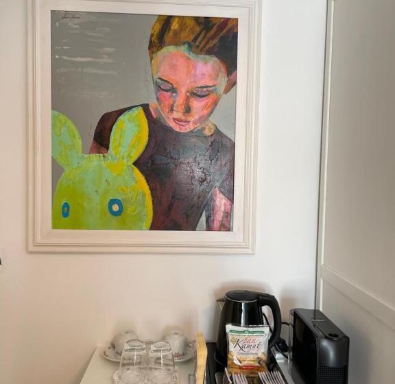 标准三人间, Villa Quattro Ducati