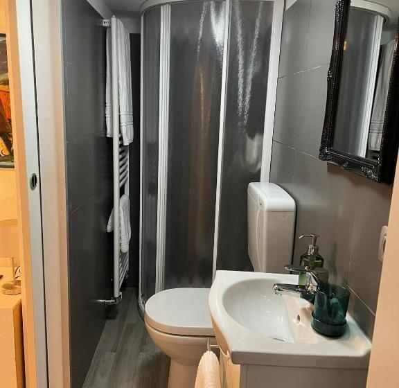 单人经济间, Villa Quattro Ducati