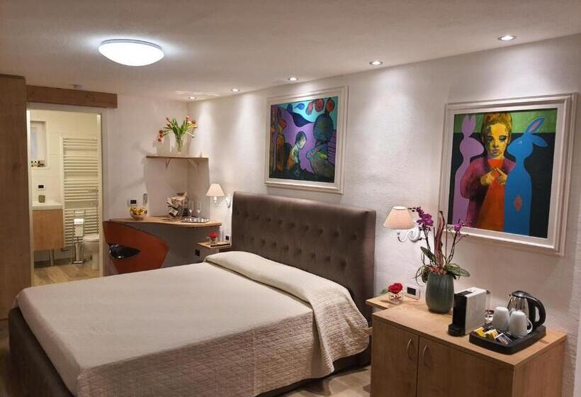 标准间, Villa Quattro Ducati