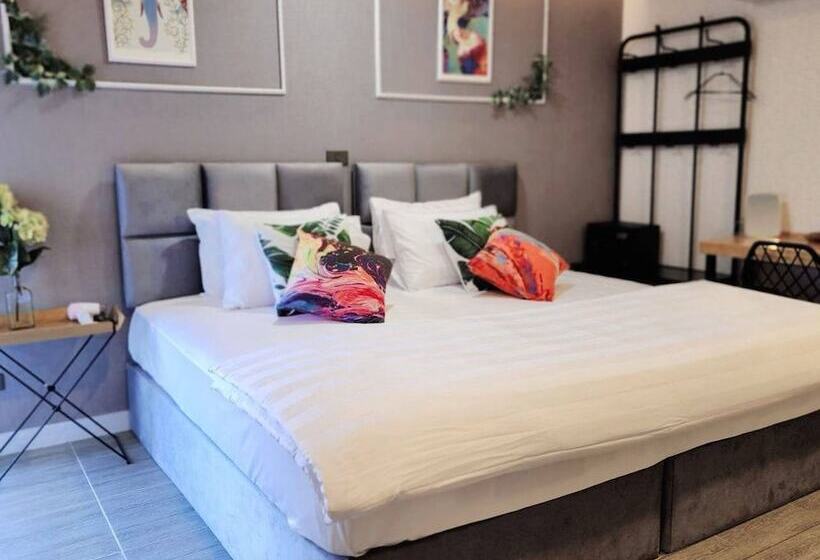 חדר דלוקס, Capital O 75422 Million Pillows