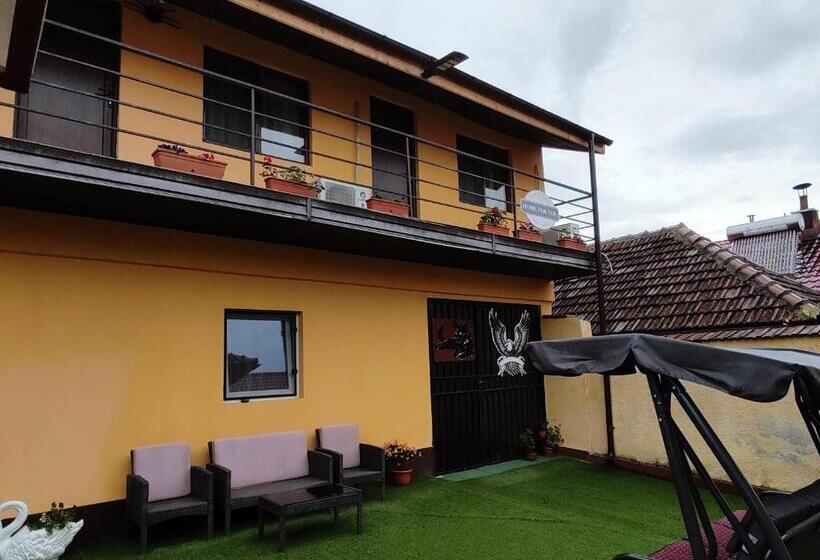 חדר סטנדרט, Home For You