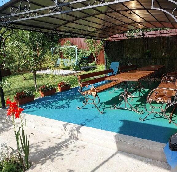 חדר סטנדרט, Home For You