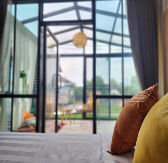 חדר דלוקס, Capital O 75422 Million Pillows