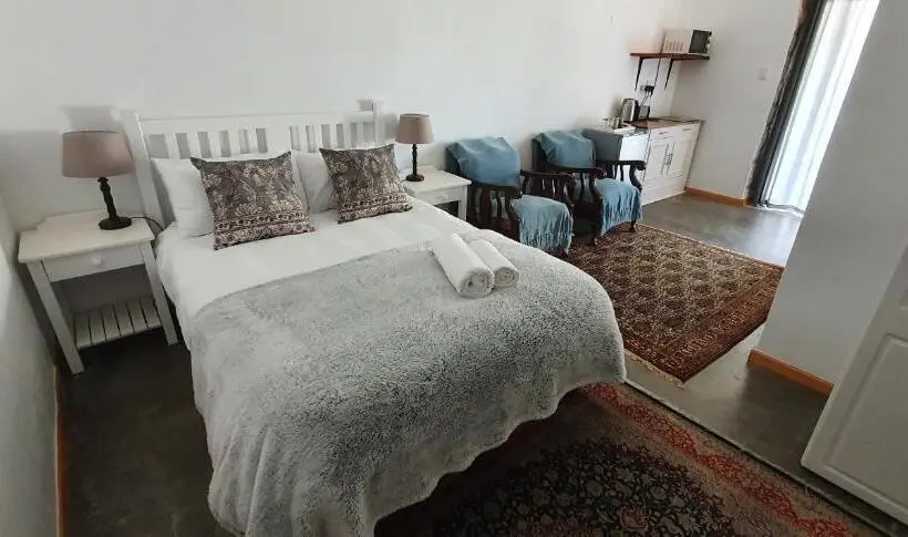 スタンダードルーム, Oudeklip Guesthouse Nieuwoudtville