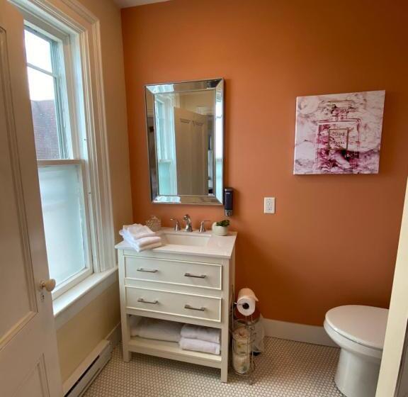 غرفة ديلوكس مطلّة علي البحر, Beach Street Inn