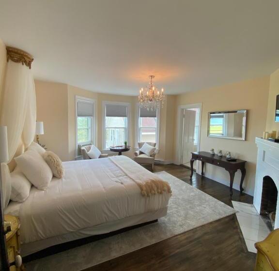 غرفة ديلوكس مطلّة علي البحر, Beach Street Inn