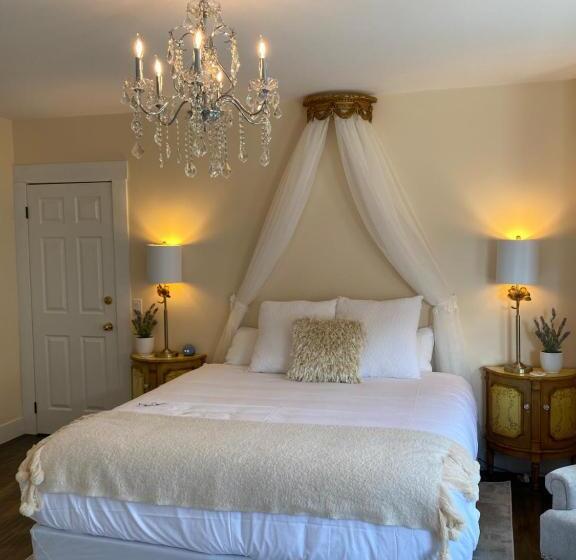 غرفة ديلوكس مطلّة علي البحر, Beach Street Inn