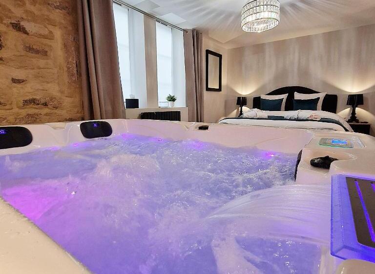 Люкс с гидромассажем, La Dolce Vita Spa Privatif