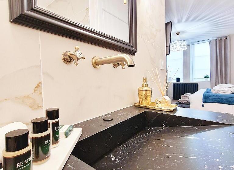 자쿠지 스위트, La Dolce Vita Spa Privatif