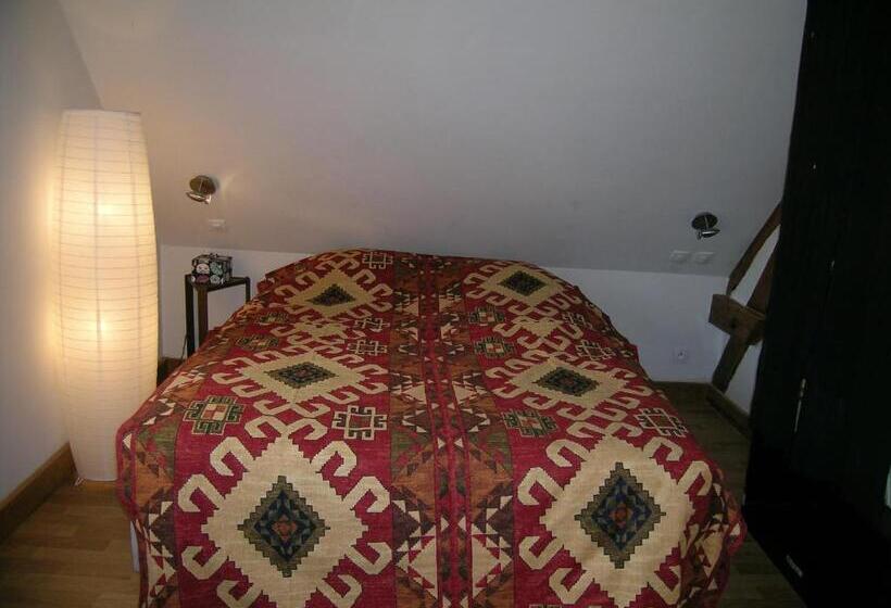 Standard room with outdoor bath, La Grange Aux Roses