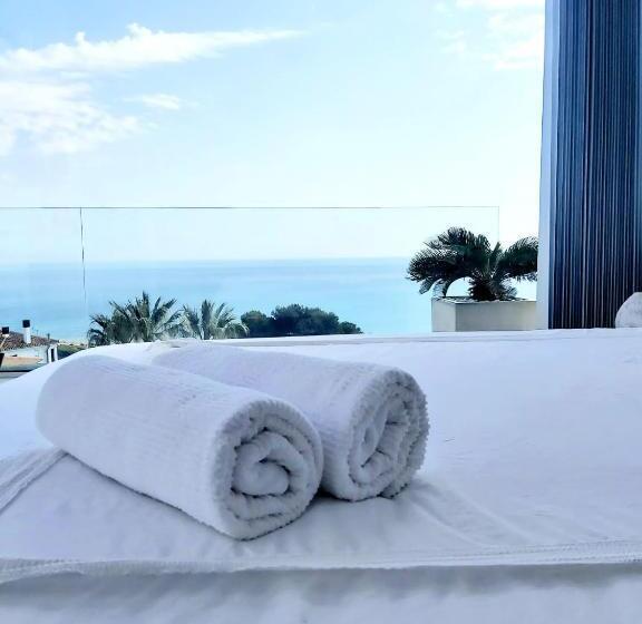 Номер Deluxe Вид на Море с Балконом, La Suite Del Mar