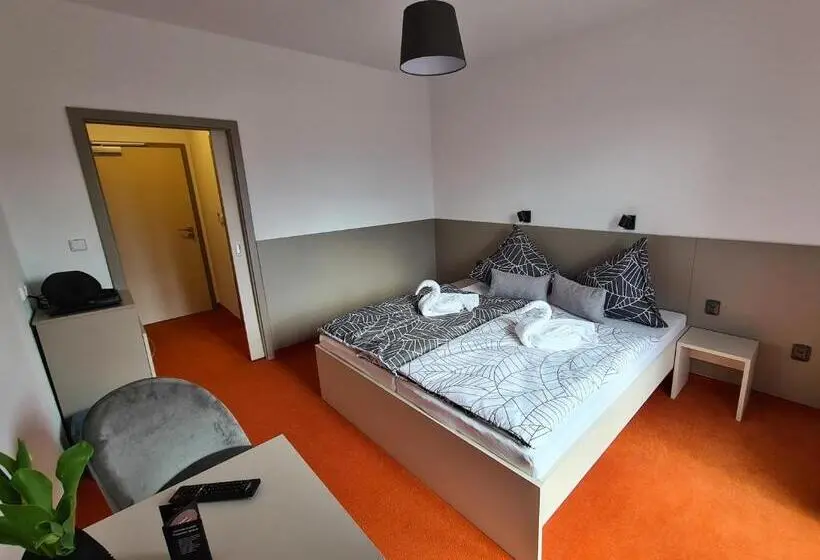 キングサイズベッドのデラックスルーム, Pension Berlin