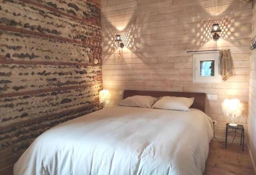 Номер Deluxe, Duplex De L Artisterie